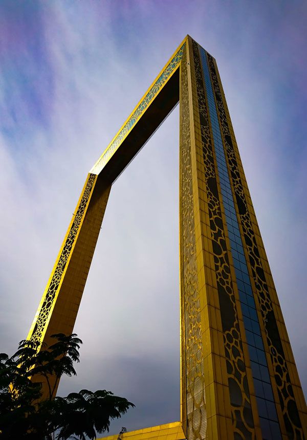 DUBAI FRAME