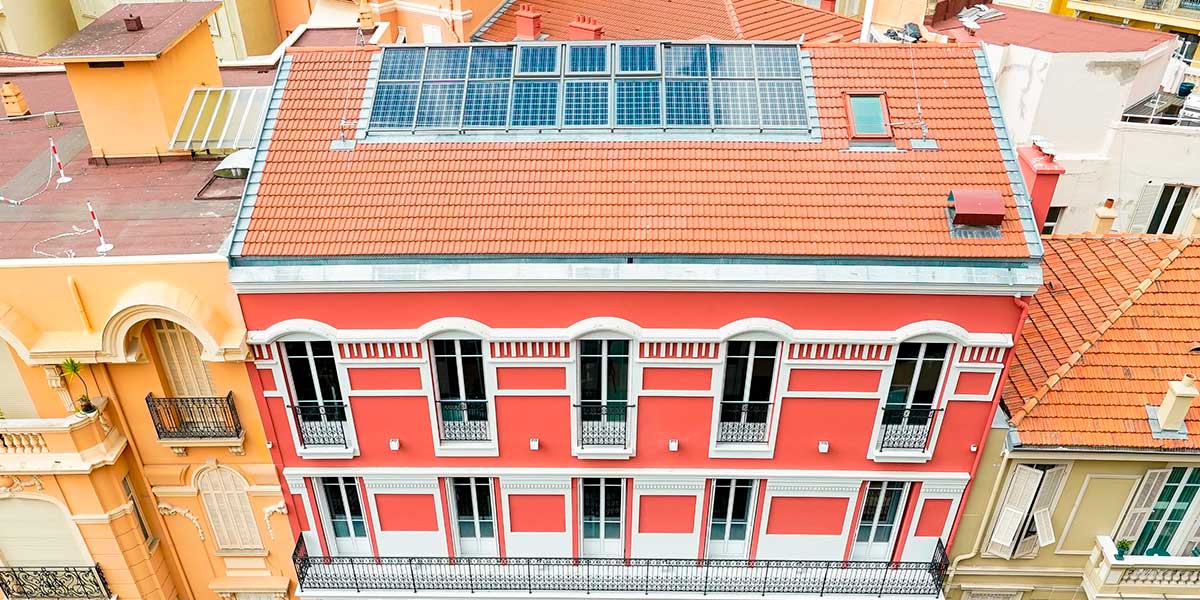 Photovoltaic skylight Villa Florestine Onyx Solar