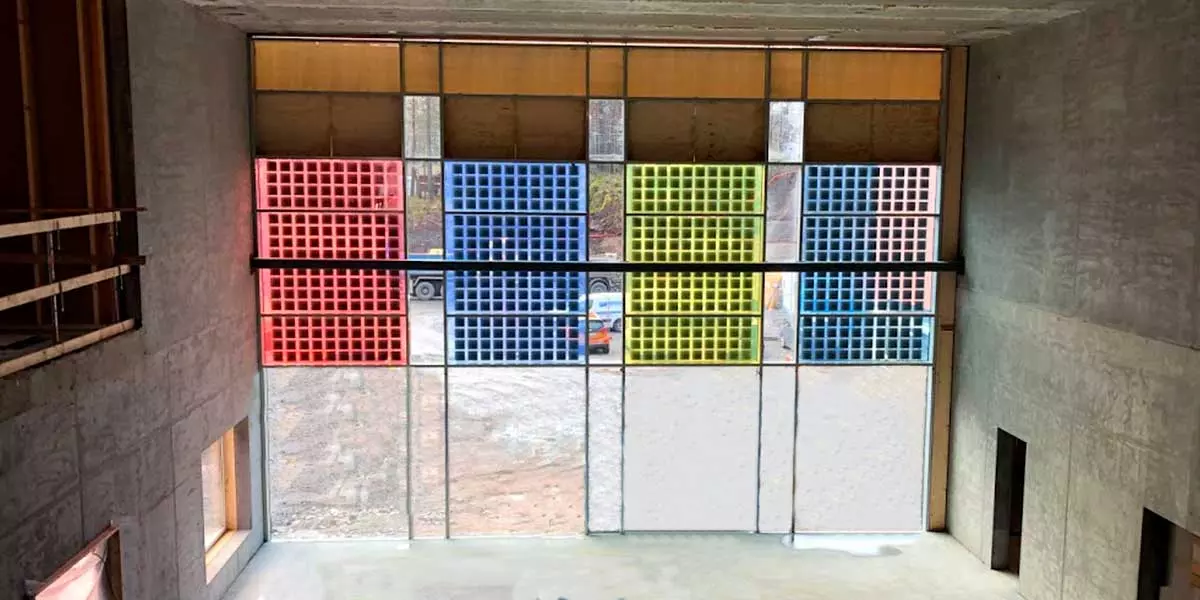 Photovoltaic-curtain wall-kringsjå-skole