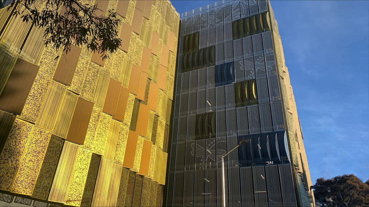 Overview of Westmead Car Park façade featuring Crystalline Silicon Photovoltaic Technology Glass by Onyx Solar