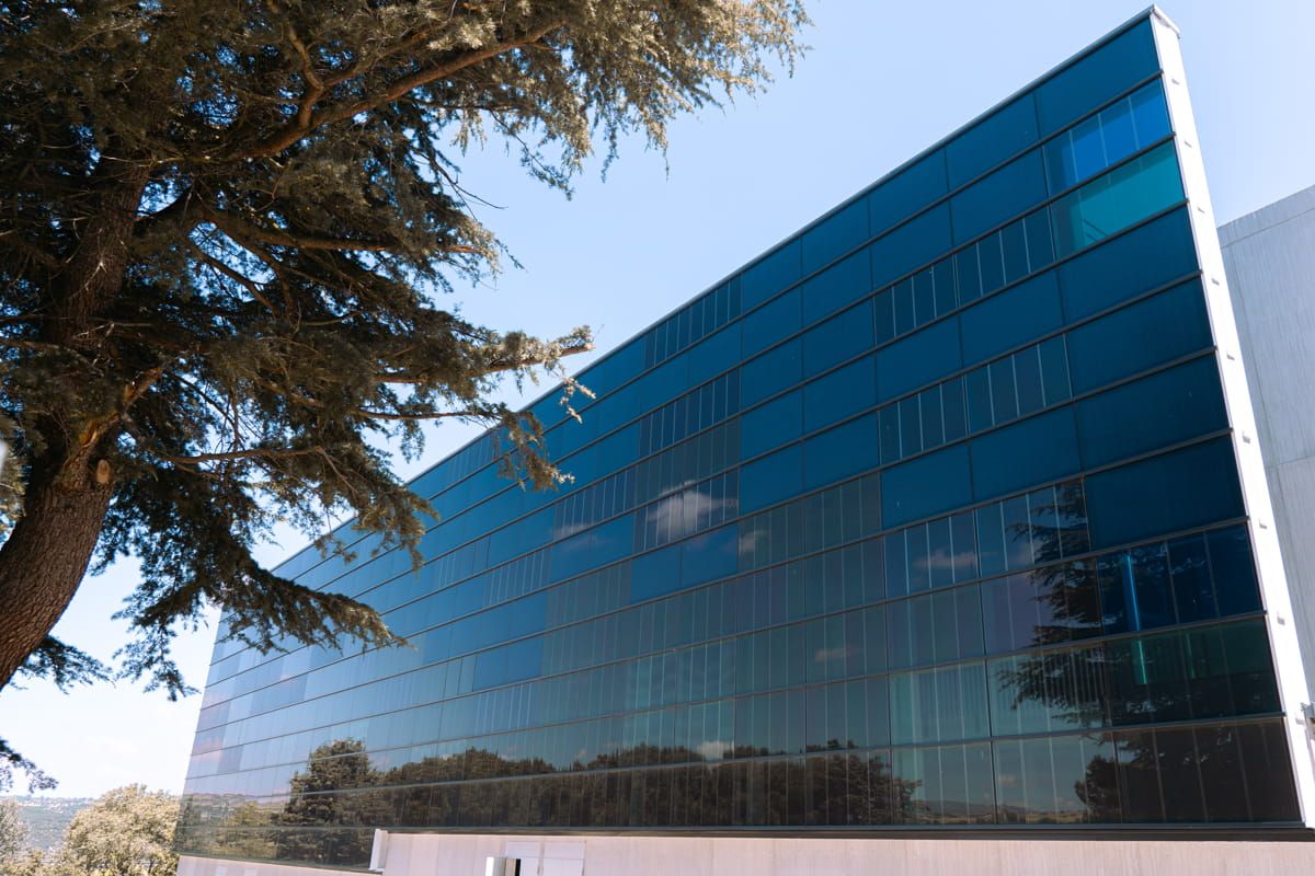 Overview of UCAV Labs façade featuring Crystalline and Amorphous Silicon Photovoltaic Technology Glass by Onyx Solar