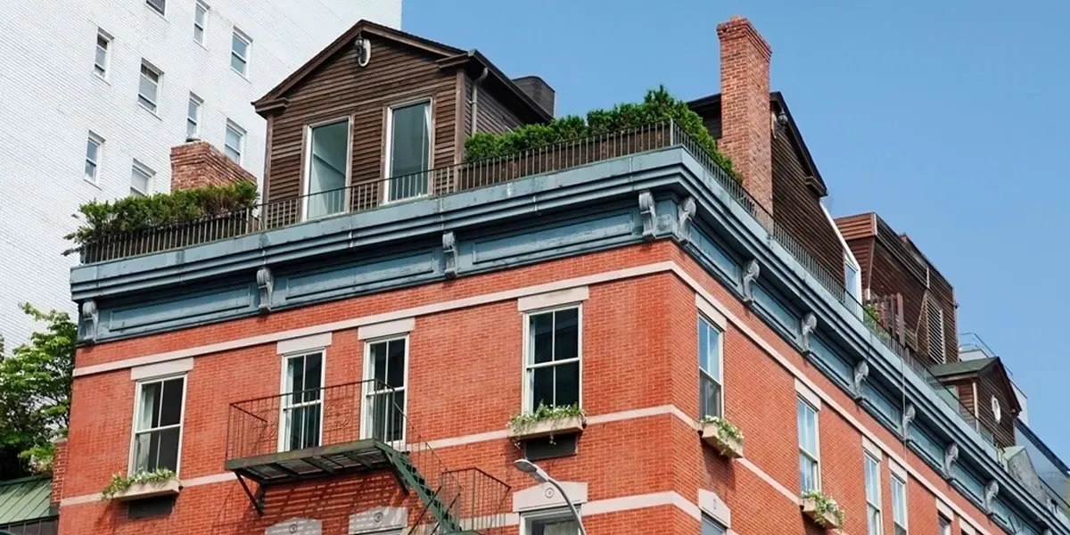 House 12 Harrison Street roof incorporating Amorphous Silicon Photovoltaic Technology Glass by Onyx Solar