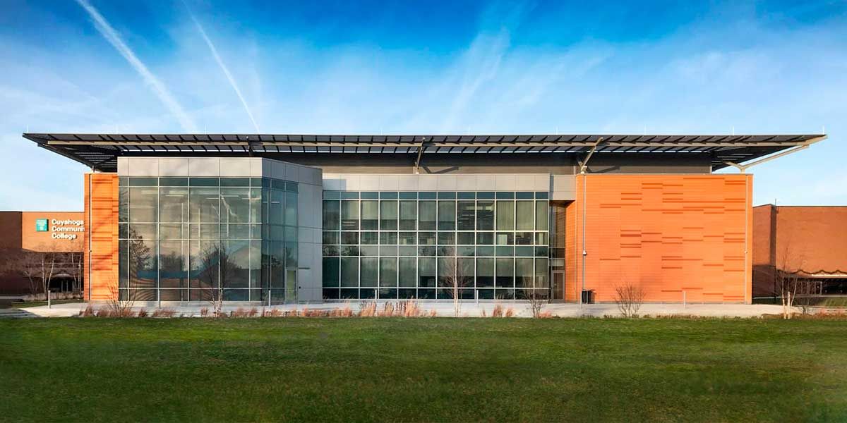 Overview of Stem Learning Center skylight incorporating Crystalline Silicon Photovoltaic Technology Glass by Onyx Solar