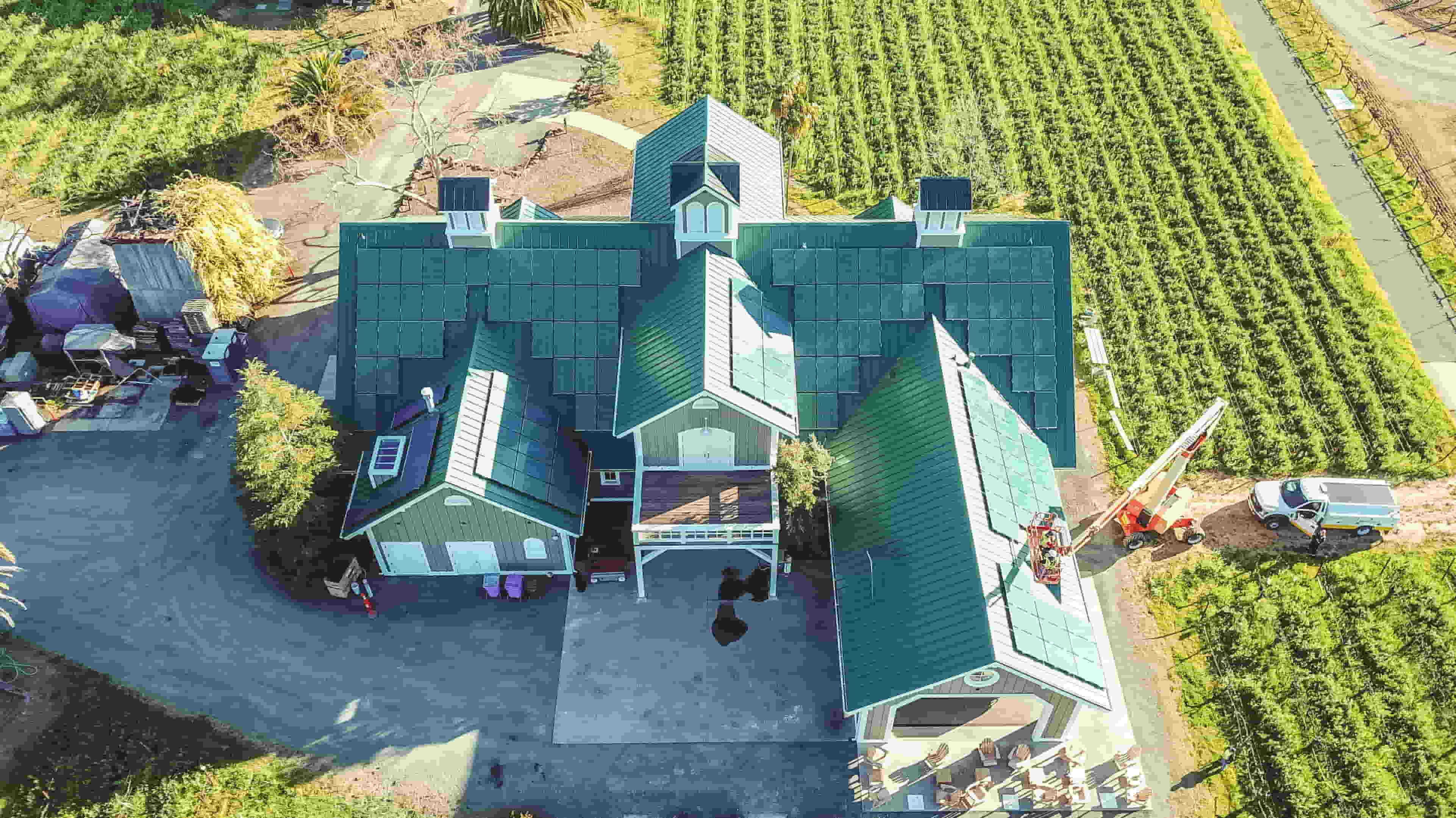 Overview of Corison Winery roof incorporating Crystalline Silicon Photovoltaic Technology Glass by Onyx Solar