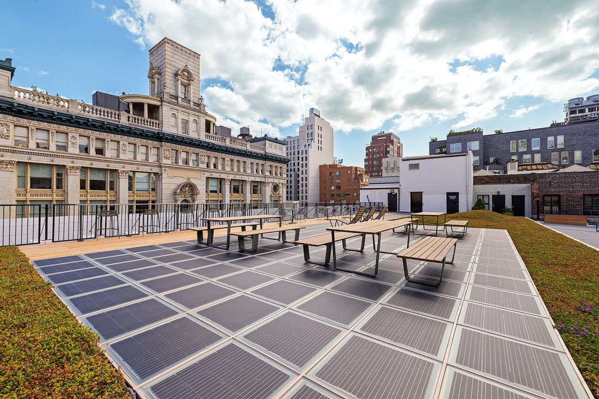 Photovoltaic Walkable Floor in 6th Avenue project