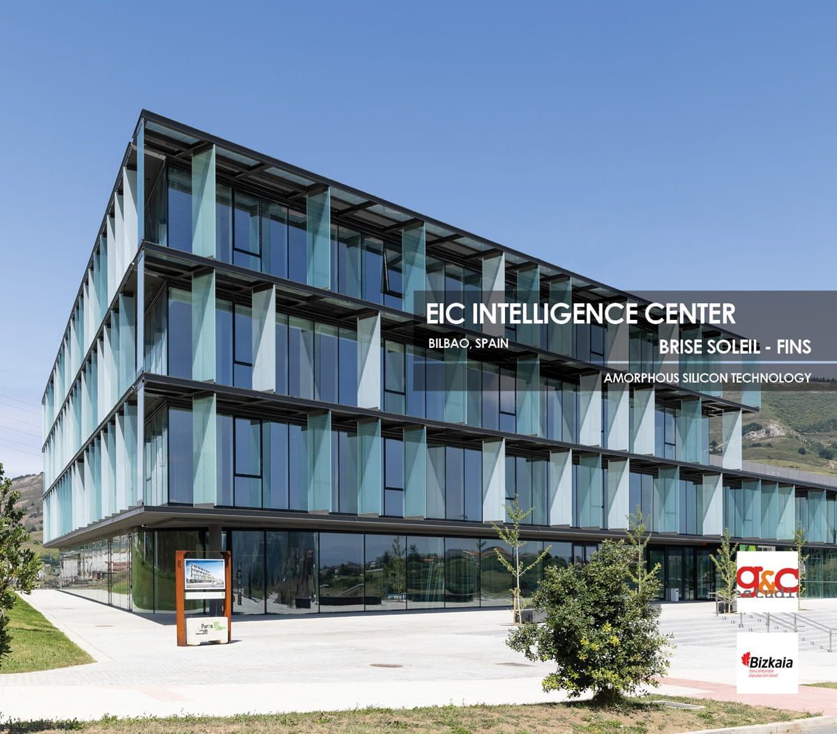 EIC Intelligence Center Brise Soleil incorporating Amorphous Silicon Photovoltaic Technology Glass by Onyx Solar