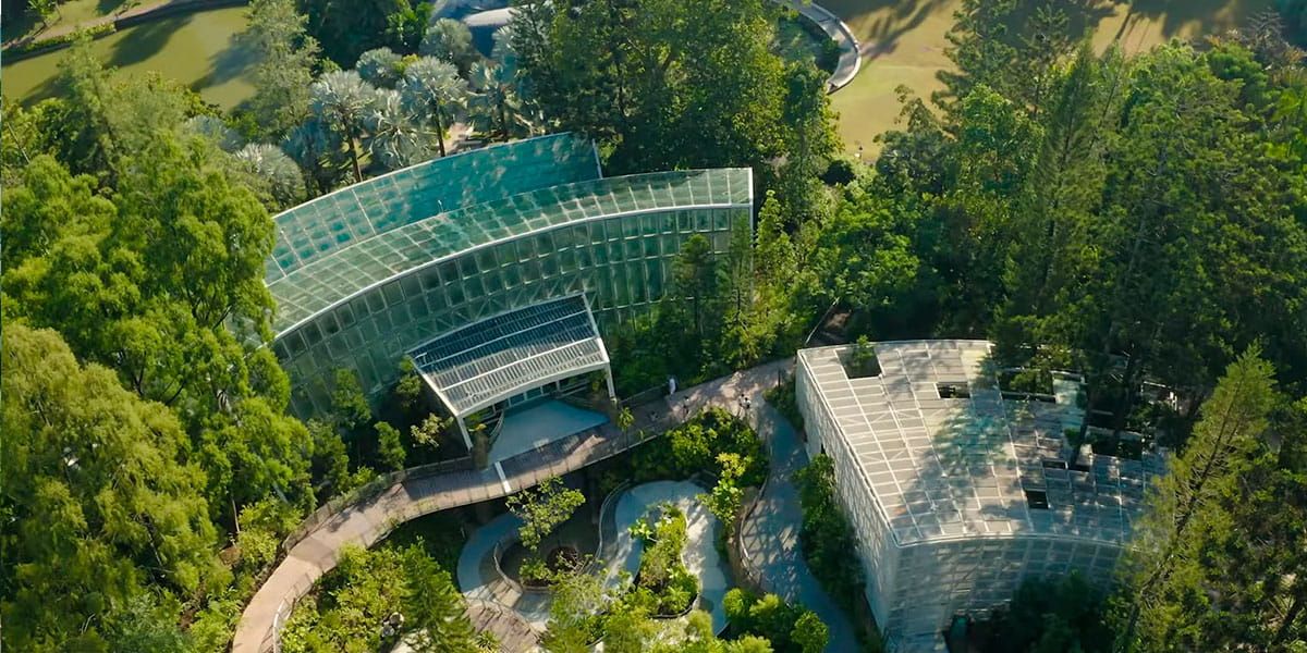 Overview of National Orchid Garden skylight incorporating Crystalline Silicon Photovoltaic Technology Glass by Onyx Solar