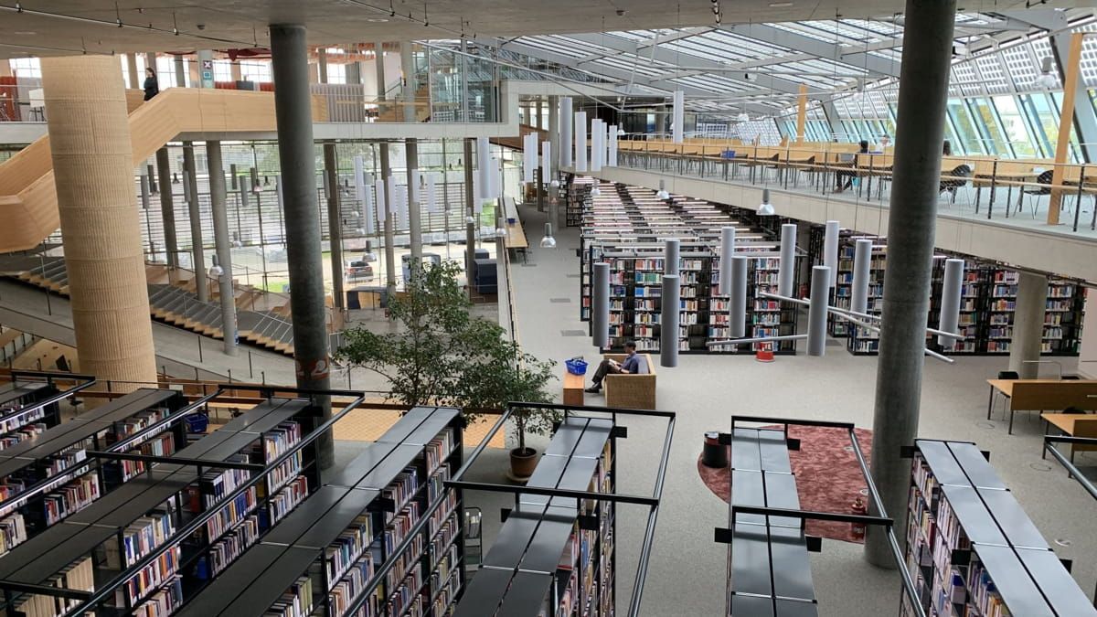 Crystalline Silicon Photovoltaic Glass by Onyx Solar integrated into the Skylight and Façades of the Otto von Guericke University Library